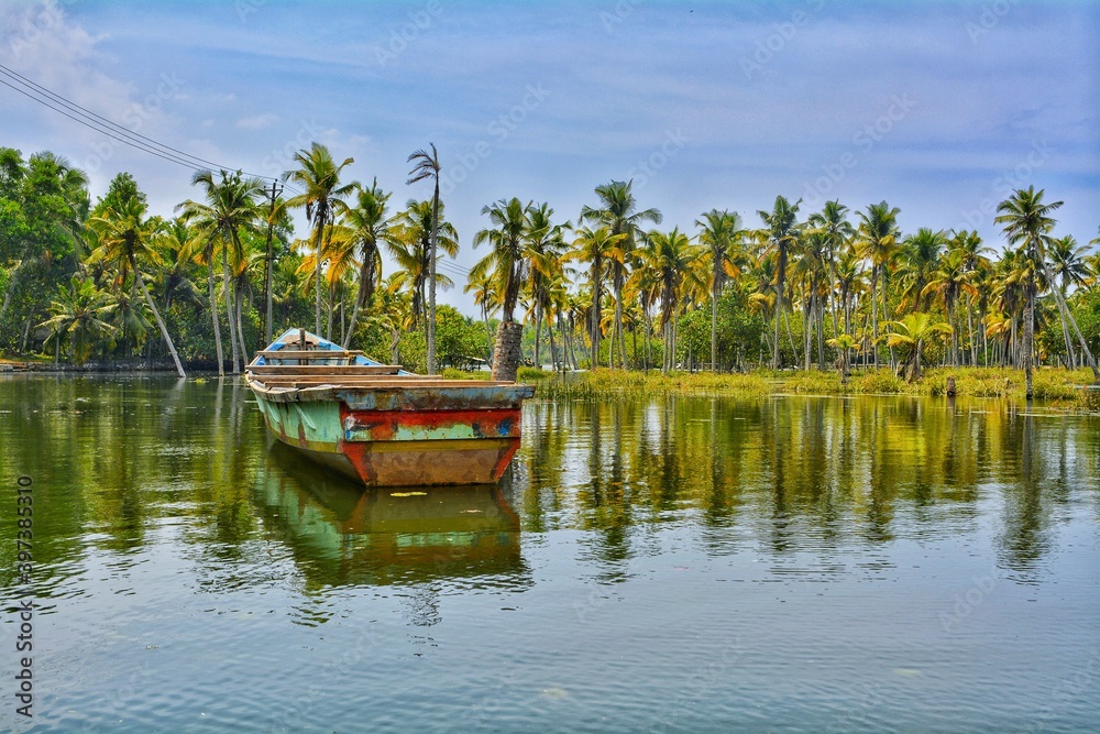 Obraz premium boat on the river