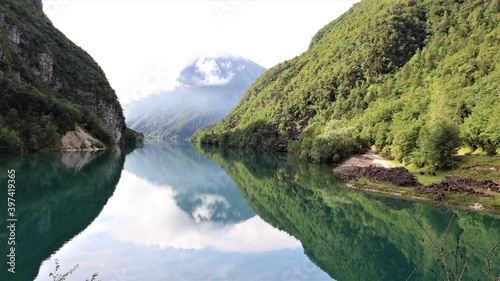 lago del mis  dolomitas