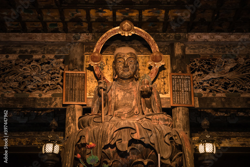 Foto Jizo Bosatsu Statue at Kenchoji Temple in Kamakura, Japan　鎌倉 建長寺の地蔵菩薩坐像