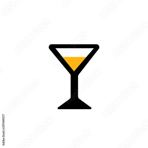 liquid drink wine glass in restaurant icon design 