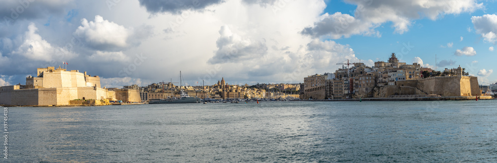 The cities of Birgu and Senglea sticking out in the Grand Harbour in Malta.