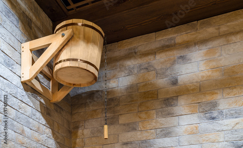 Tipping bucket for sauna