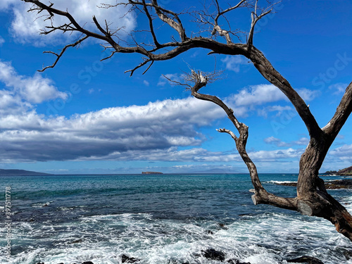 View of Kaho'olawe and Molokini off the southern coast of Maui, Hawaii