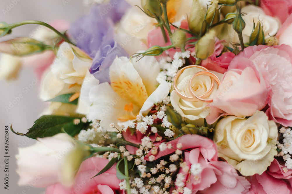 bride holding a bouquet of flowers bride holding a bouquet of flowers