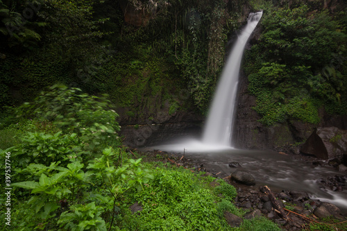 Tirto Kemanten Waterfall is one of the tourist objects in Wonorejo village, Kalibaru, Banyuwangi district.