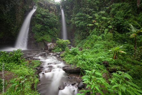 Tirto Kemanten Waterfall is one of the tourist objects in Wonorejo village, Kalibaru, Banyuwangi district.