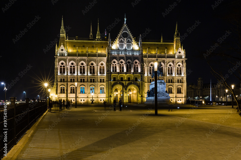 Fototapeta premium Ungarisches Parlament Budapest
