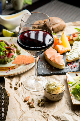 Red dry wine with appetizers. Georgian restaurant.