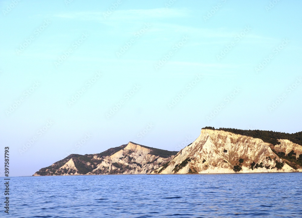 Naklejka premium Korfu vom Meer aus