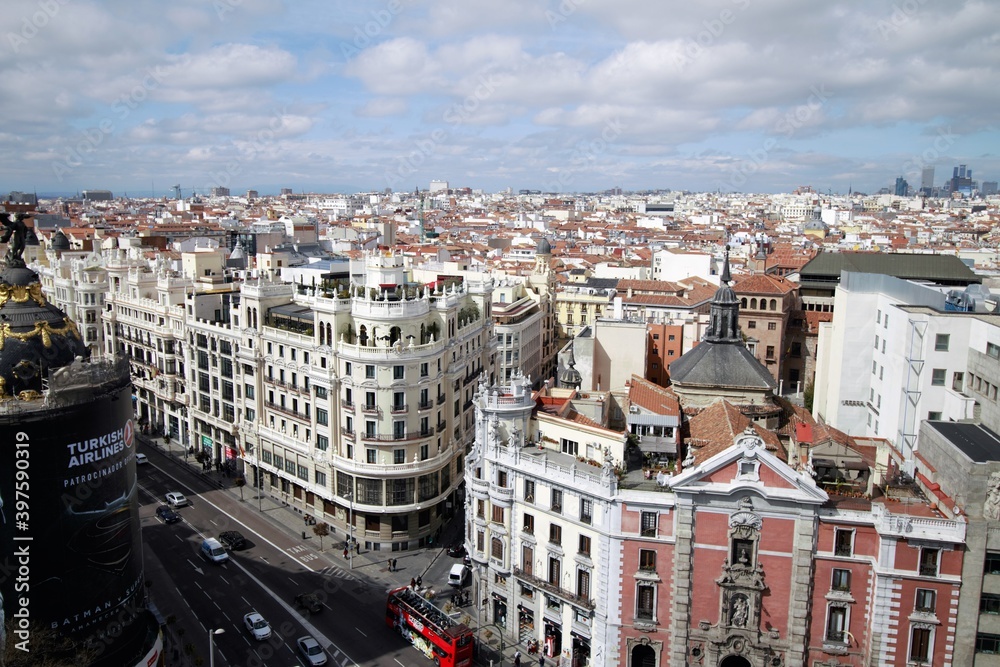 Von Dachterrasse Aussicht auf Madrid