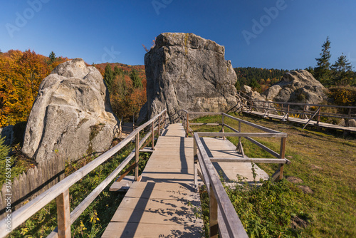 Trail in Tustan, rocks and fortress photo