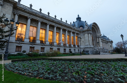 Photography The Petit Palais built for the world expo in 1900, it now houses the City of Paris Museum of Fine Arts