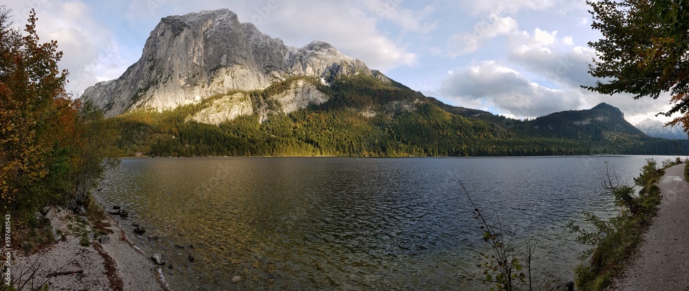 Altausseer See (Altausseersee) in Austria. Naturschutzgebiet Altaussee. Altausseer See (Altausseersee) in Austria. Naturschutzgebiet Altaussee.