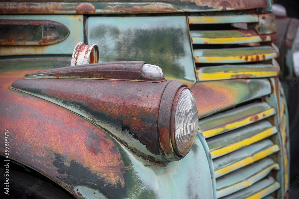 Φωτογραφία Close up shot of abandoned old rusty pick up truck