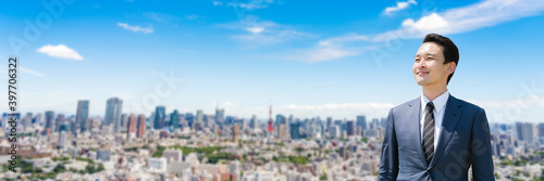 ビジネスマン　都市風景
