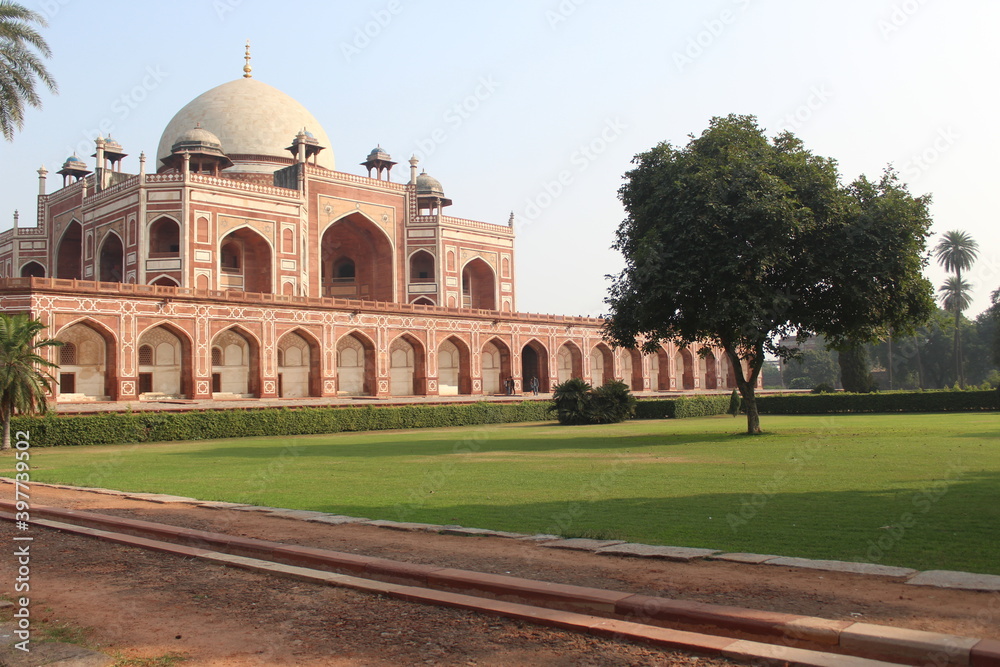 This picture shows a famous monument called Humayun tomb 