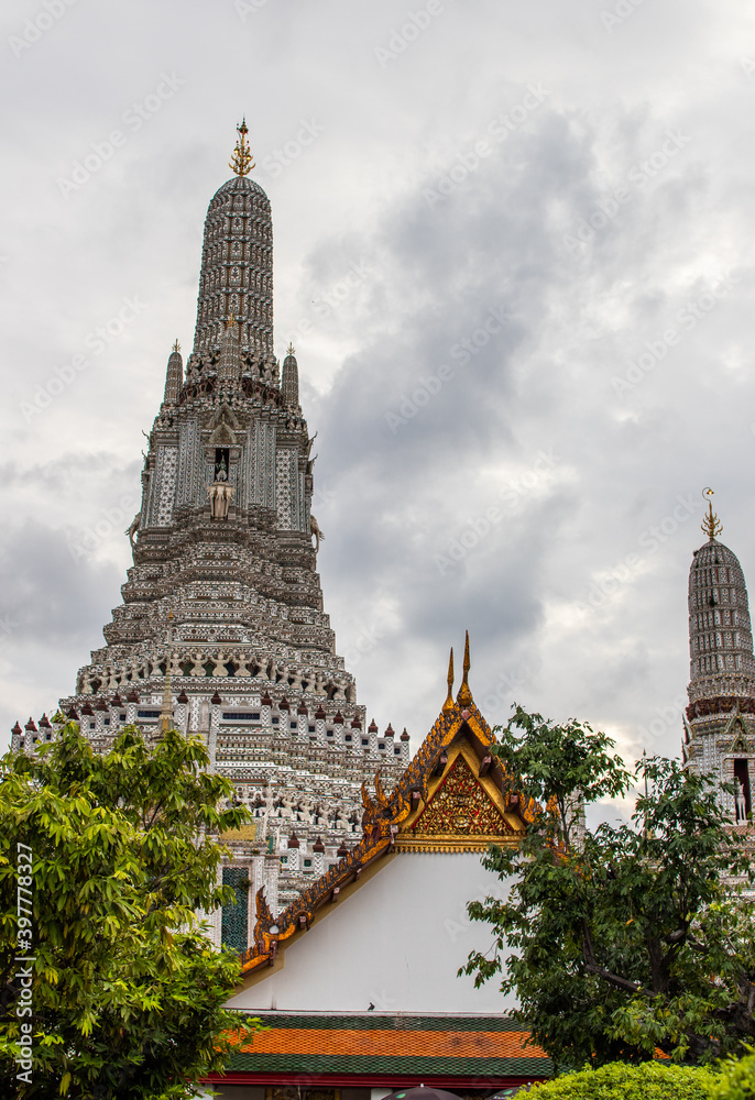 Fototapeta premium Wat Arun temple in Bangkok Thailand Asia