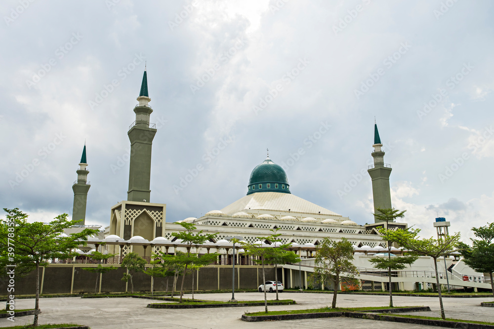 Madinatul Iman Mosque, the biggest mosque in Balikpapan City, East Kalimantan, Indonesia. The mosque located in Islamic Center are.