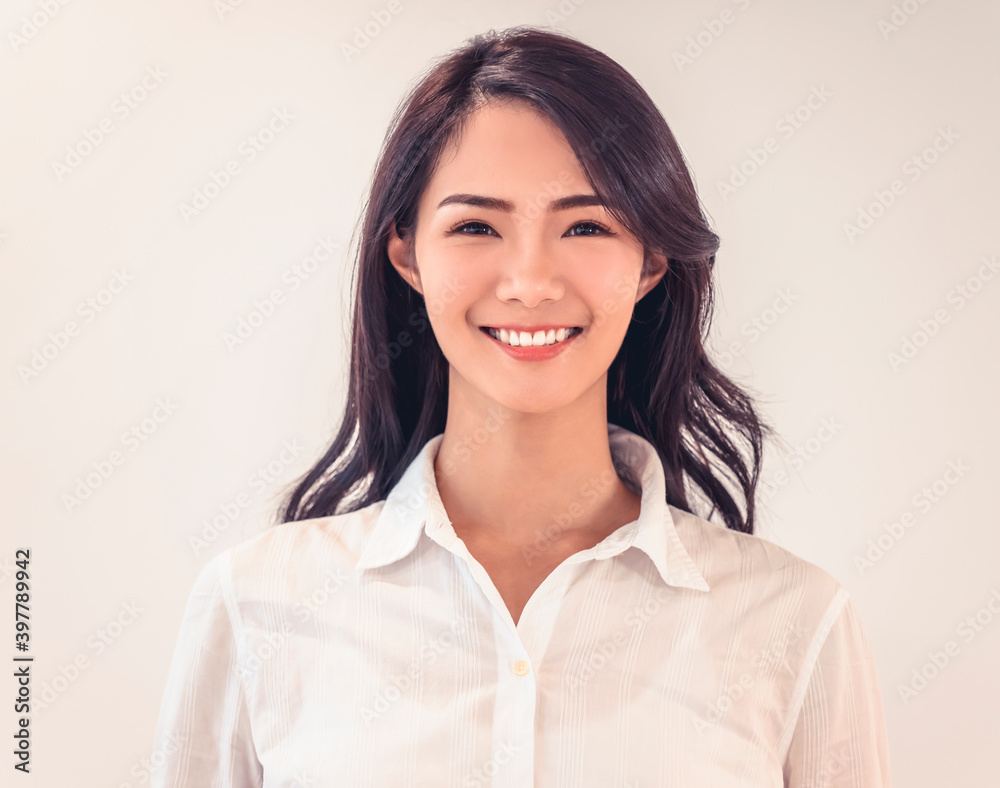 Portrait of  happy asian  business woman