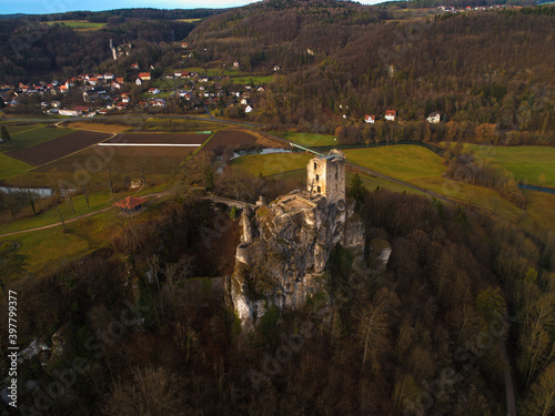 Kloster in der Nähe von Nürnberg und Bayreuth per Drohne 