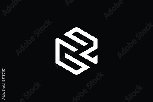 RG logo letter design on luxury background. GR logo monogram initials letter concept. RG icon logo design. GR elegant and Professional letter icon design on black background. R G GR RG