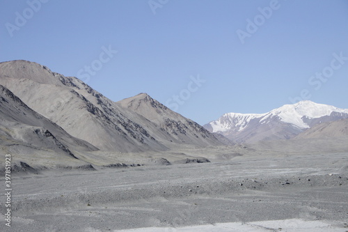Pamir Highway landscape in Tajikistan © KahKean