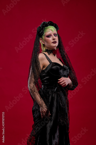 Woman dressed in gothic clothes, scary halloween © ColladoPhoto