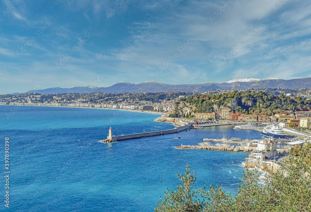 Panorama sur Nice depuis le mont Boron sur la Côte d'Azur