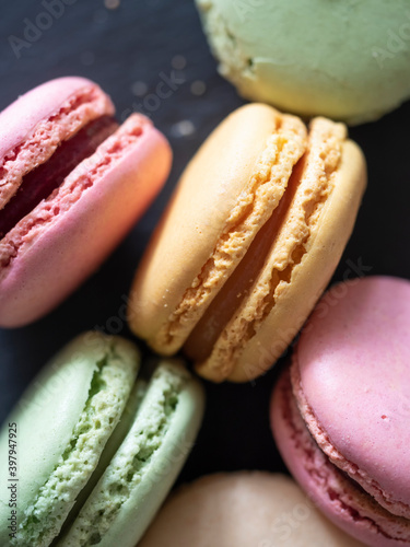 Tableau sur toile Coloful French cookies close up