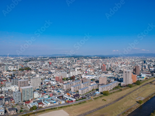 空中撮影した日本の町並みの風景