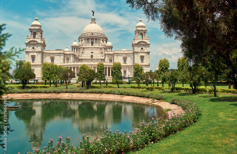 Iconic Victoria Memorial of Kolkata, envisaged by Lord Curzon, the Viceroy of British India, dedicated to the memory of Queen Victoria (1819–1901) and is now a popular travel destination.