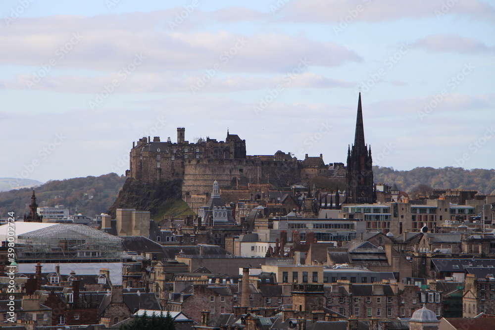 View around Edinburgh from Arthur's seat 