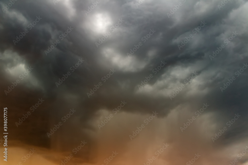 Thick clouds in the sky Thick clouds in the sky