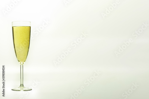 Coupe de champagne - flute de champagne - fond clair