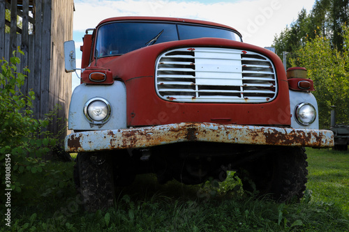 Old rusty fire truck.