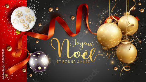 carte ou bandeau sur joyeux Noël et Bonne Année en or sur une fond gris et rouge avec  des boules de Noël un ruban rouge  et des paillettes argentées et or