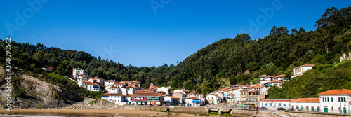Tazones, Principado de Asturias, España © Jose Antonio