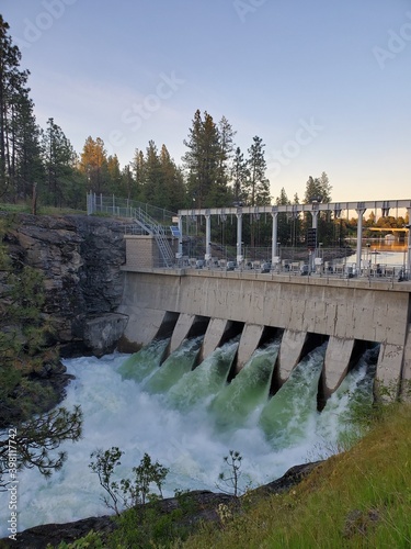 Full spillway portrait