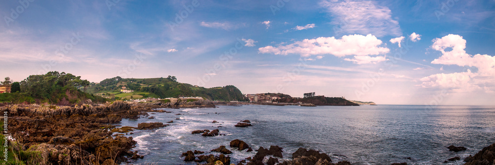 Perlora, Concejo de Carreño, Principado de Asturias, España. Perlora, Concejo de Carreño, Principado de Asturias, España.