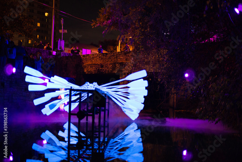 angel with wings