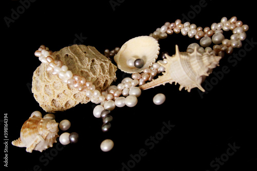 beads from pearls - the best jewelry for a woman