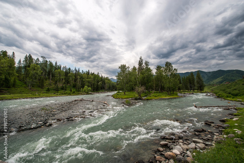 the alarmingly bubbling white mountain river of the Altai-Akkem