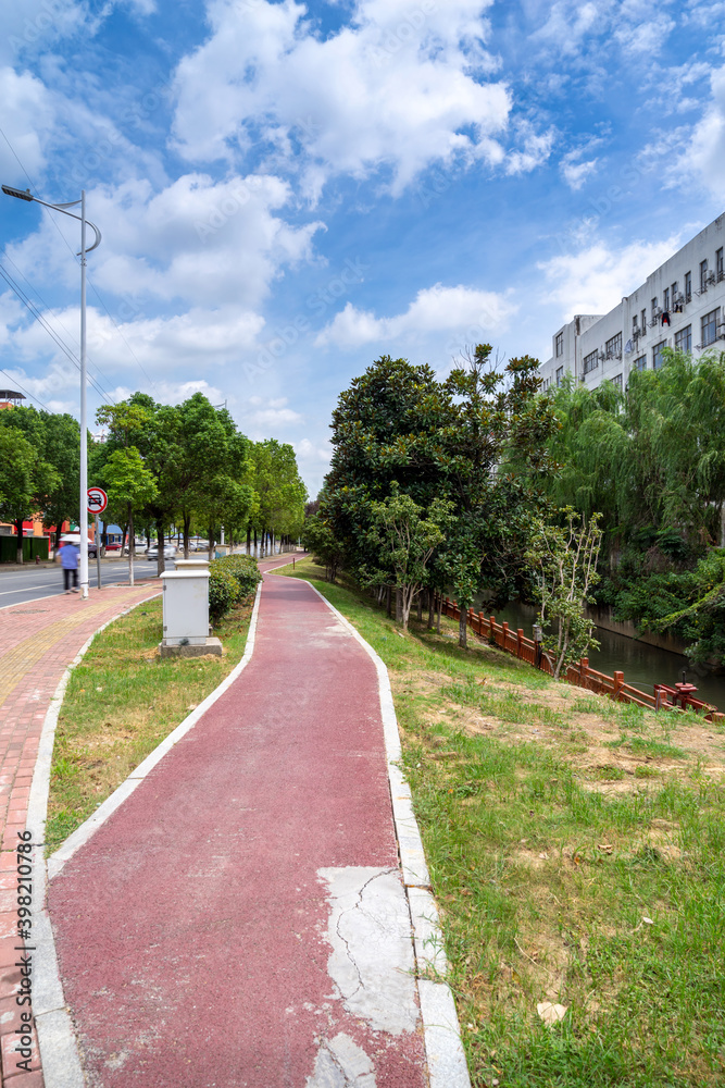 Obraz premium walkway in the modern city