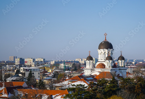  Romanian Orthodox church located in Bucharest, at a large intersection a block away from Arcul de Triumf. It is dedicated to the Archangels Michael and Gabriel. aerial picture.