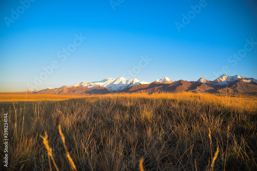 Quadro em tela Breathtaking landscape!  Pamir Highway Roadtrip, from Osh (Kyrgyzstan) to Dushan