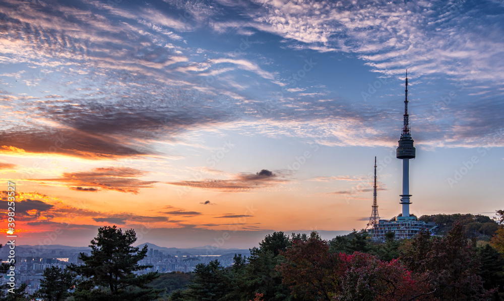 Namsan mountain at sunset, Seoul South Korea