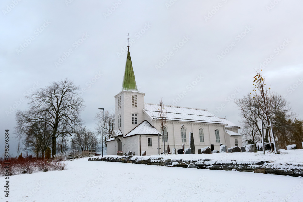 Tiller church