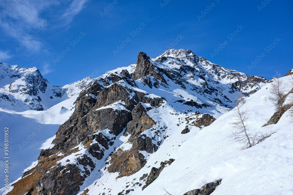 Italian Dolomites. Snow and Mountains. Winter and skiing