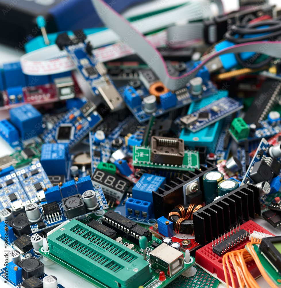 The electronic components of Arduino microcontrollers and programmers ...