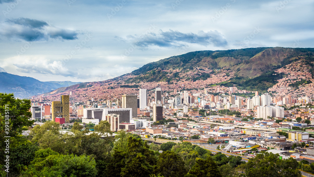 Medellín eterna primavera, capital de la montaña